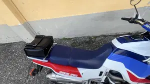 Honda Africa Twin XRV 650  (13)