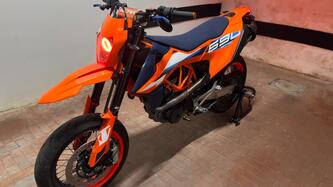 KTM 690 SMC R (2023 - 25) usata