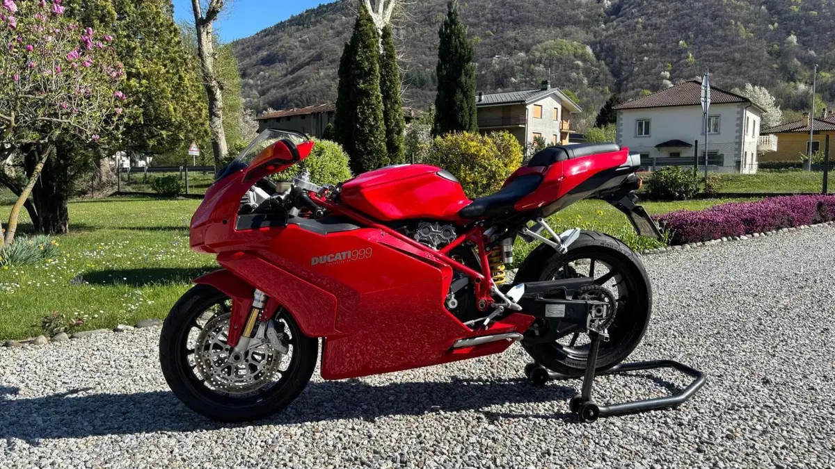Ducati 999 (2005 - 06)  (4)