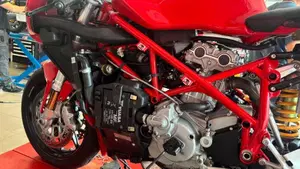 Ducati 999 (2005 - 06)  (9)