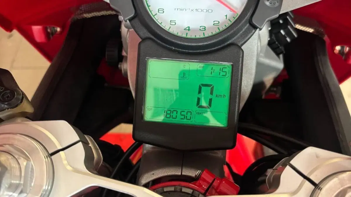 Ducati 999 (2005 - 06)  (11)