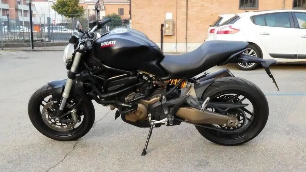 Ducati Monster 821 Dark ABS (2014 - 16)  (3)