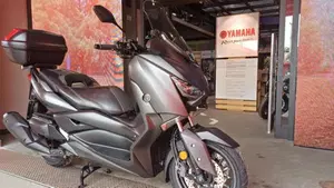 Yamaha X-Max 400 ABS (2017 - 20)  (4)