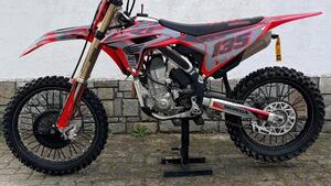 Honda CRF 450R (2023) 