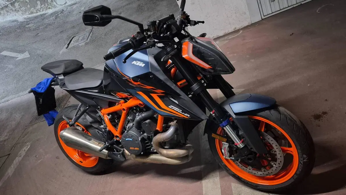 KTM 1290 Super Duke R EVO (2022 - 23)  (2)