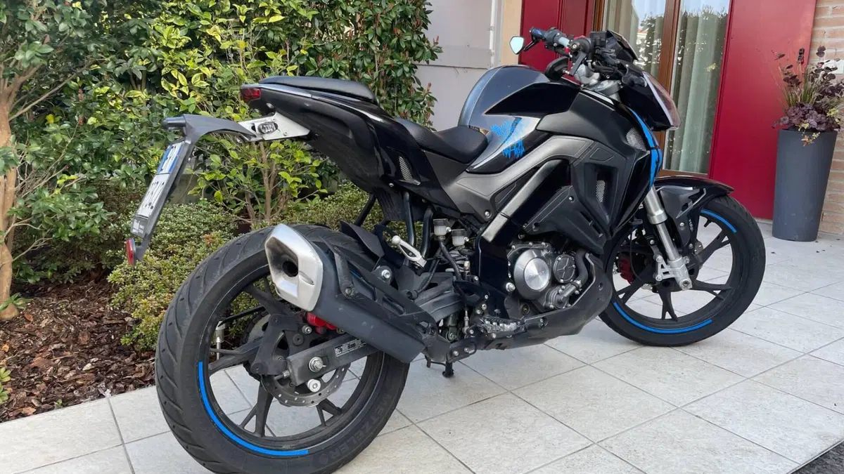 Keeway Motor RKF 125 (2018 - 20)  (3)