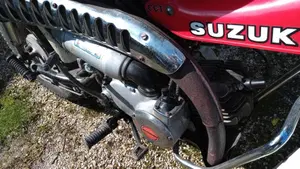 Suzuki   (14)