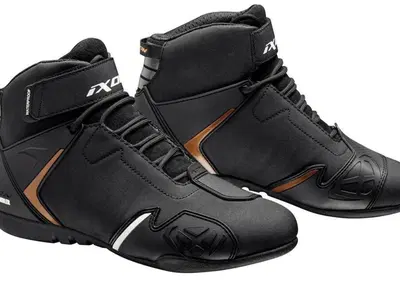 Scarpe moto donna Ixon GAMBLER WP LADY Nero Oro - Annuncio 9456094