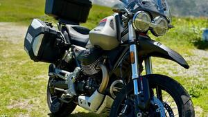 Moto Guzzi V85 TT Travel (2021 - 23) 