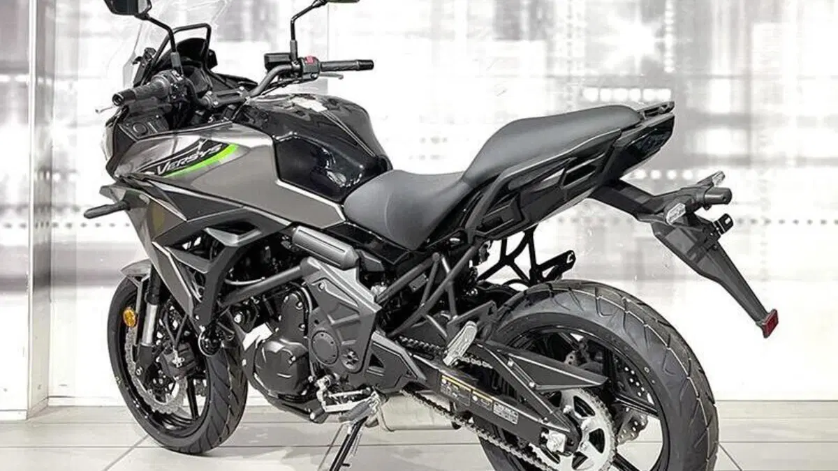Kawasaki Versys 650 (2025 - 26)  (2)