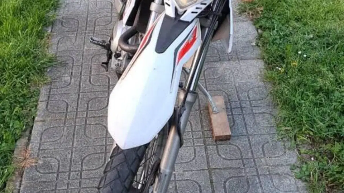 Betamotor RE 125 4T (2012 - 17)  (3)
