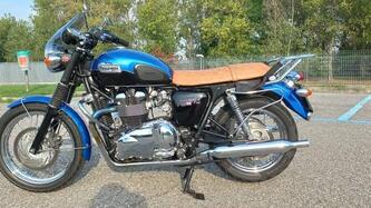 Triumph Bonneville T100 SE (2014) usata