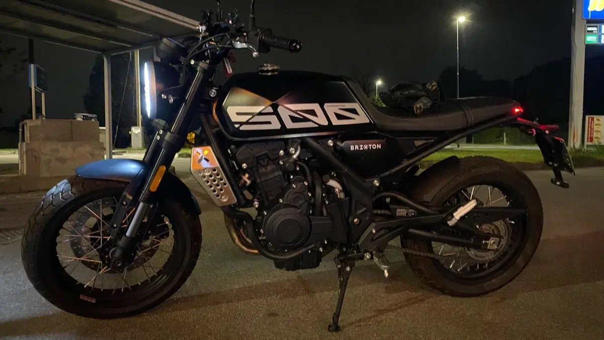 Brixton Motorcycles Crossfire 500 X (2021 - 26)  (2)