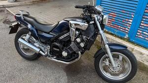 Yamaha FZX 750 