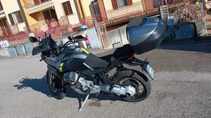 Moto Guzzi Stelvio (2024 - 26)  (2)