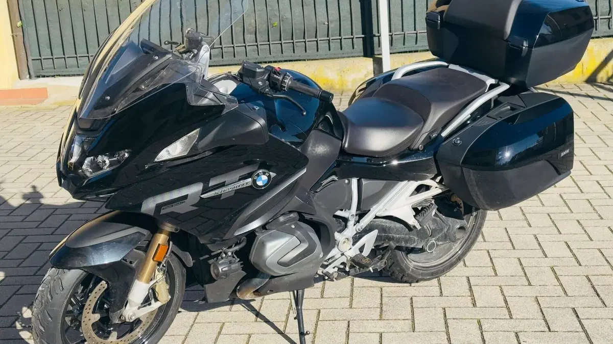 Bmw R 1250 RT (2021 - 25)  (2)