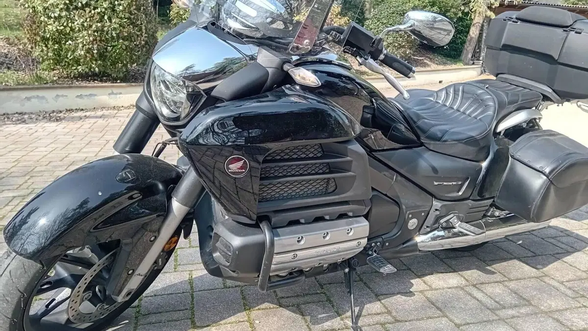 Honda GL 1800 F6C ABS (2014 - 16)  (3)