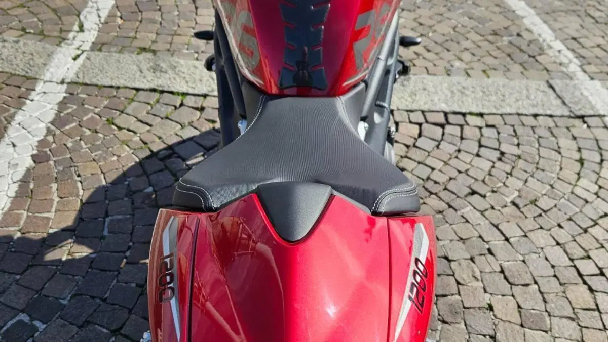 Triumph Speed Triple 1200 RS (2021 - 24)  (2)