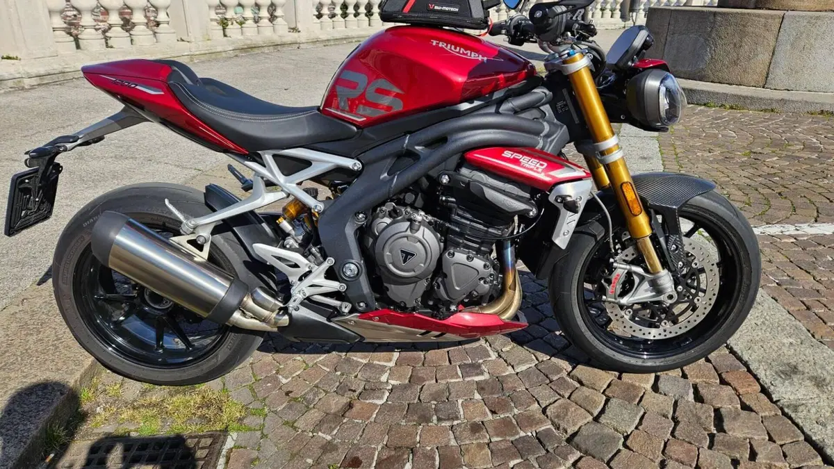 Triumph Speed Triple 1200 RS (2021 - 24)  (3)