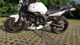 Yamaha FZ6 S2 (2007 - 11) usata