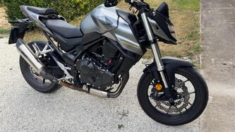 Honda CB 750 Hornet (2023 - 24) usata