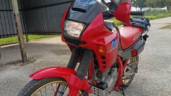 Honda Nx 650 Dominator epoca