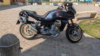 Moto Guzzi V100 Mandello (2022 - 24) usata