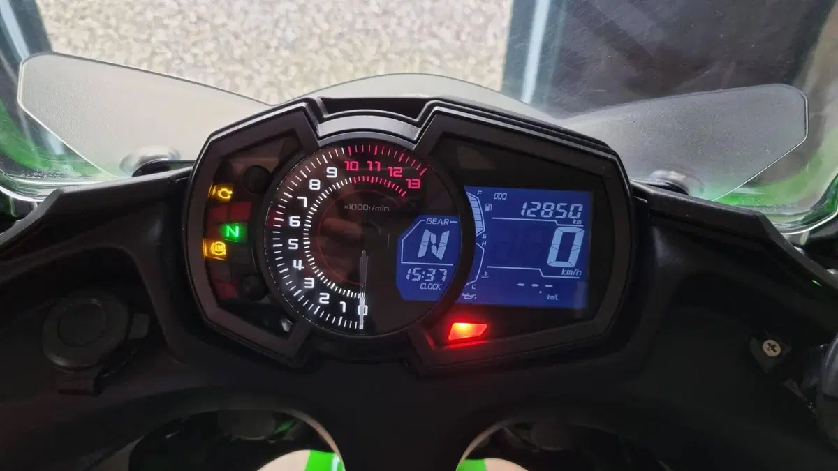 Kawasaki Ninja 650 KRT Edition (2017 - 19)  (4)