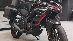 Voge Trofeo 300AC (2021 - 26)  (5)