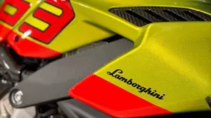 Ducati Streetfighter V4 Lamborghini (2023 - 24)  (2)
