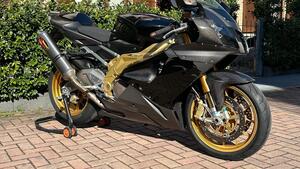 Aprilia RSV 1000 R Factory (2006 - 09) 