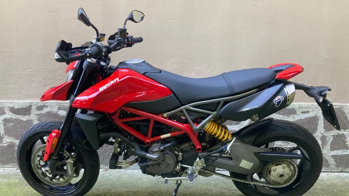 Ducati Hypermotard 950 (2022 - 25)  (2)