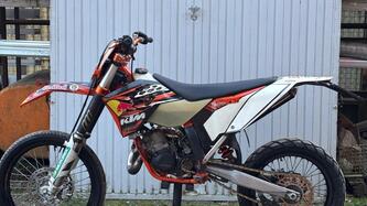 KTM 125 EXC Six Days (2011) usata