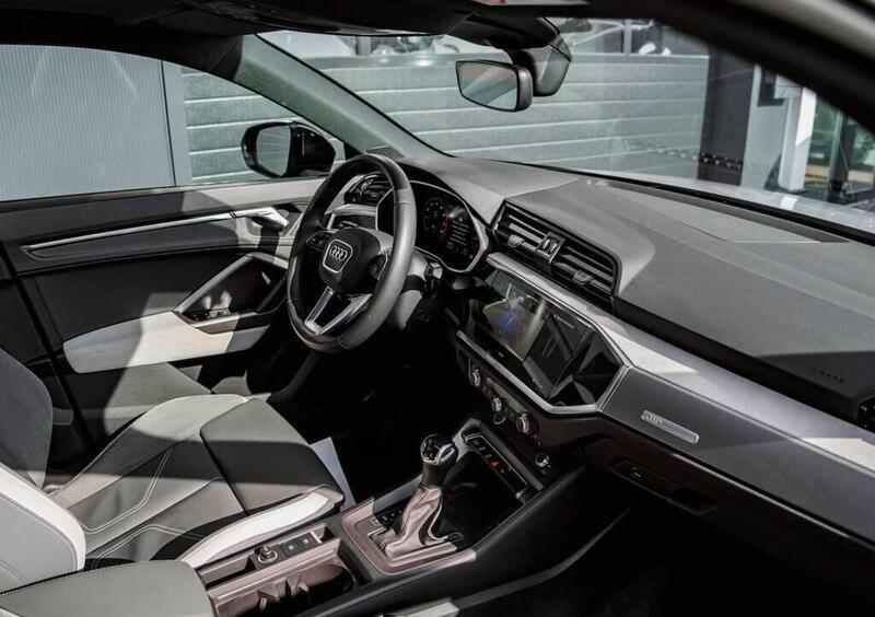 Audi Q3 35 1.5 tfsi s-tronic