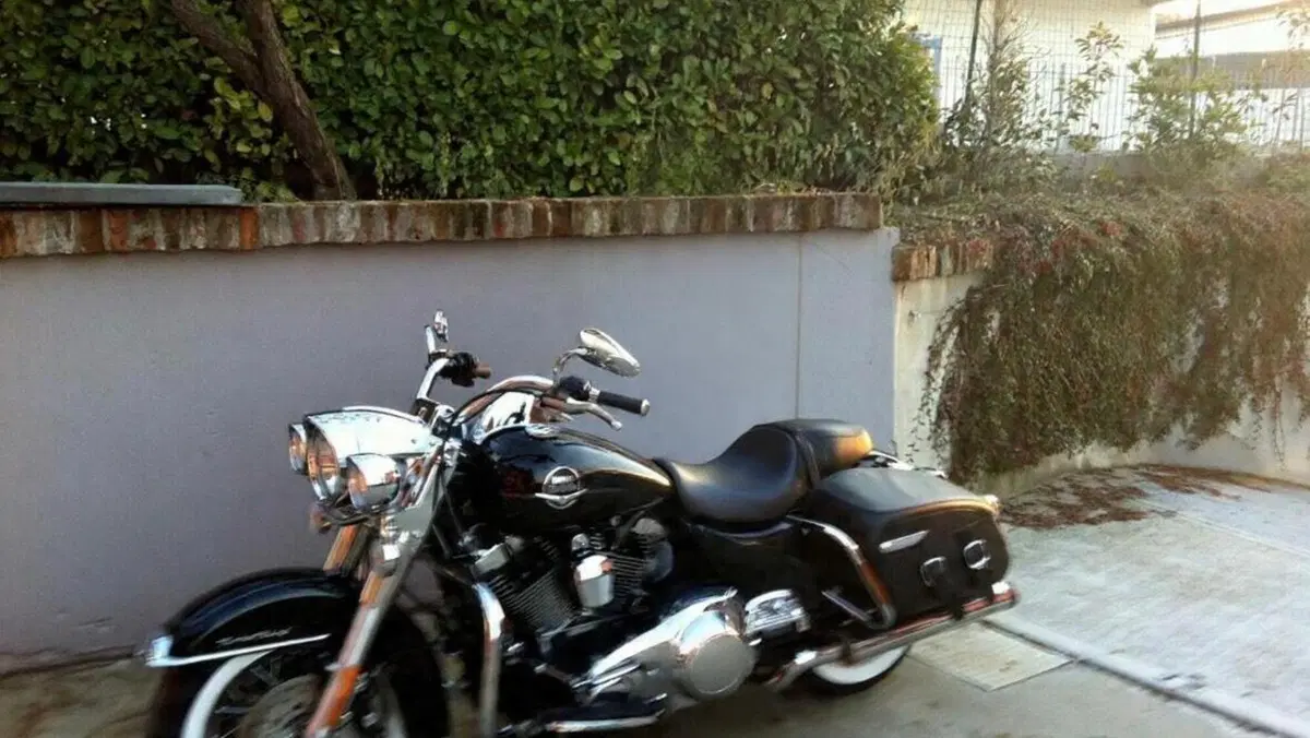 Harley-Davidson 1584 Road King Classic (2007 - 11) - FLHRCI 