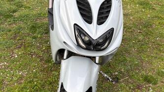 Yamaha Aerox 50 R (2007 - 18) usata