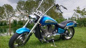 Honda VTX 1800 C 