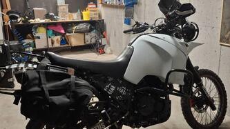 Suzuki DR Big 750 S (1988 - 89) usata