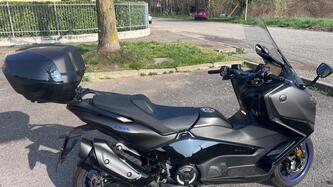 Yamaha T-Max 560 (2025 - 26) usata