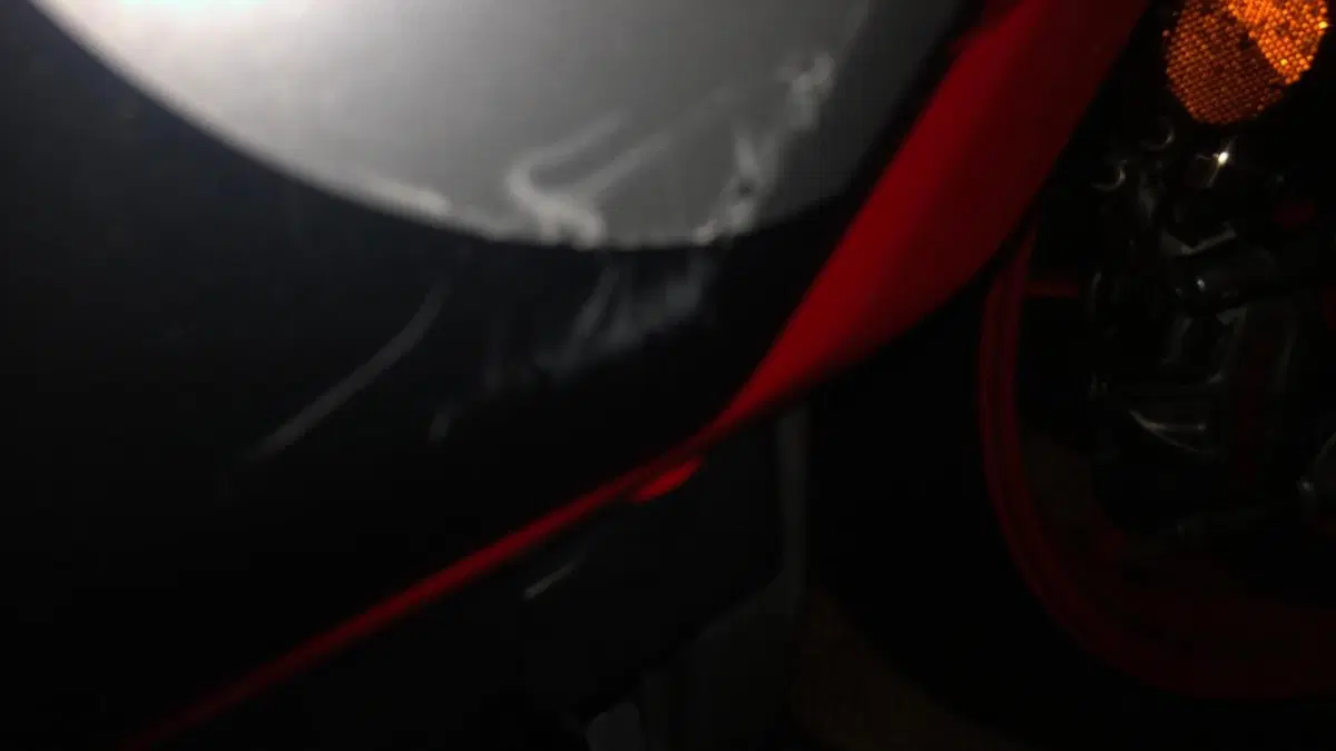 Aprilia Tuono V4 Factory (2021 - 24)  (5)