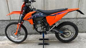 KTM 450 EXC-F (2022) 