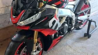 Aprilia Tuono V4 Factory (2021 - 24) usata