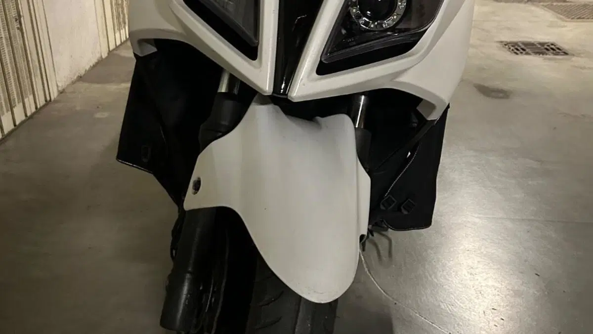 Kymco Downtown 300i (2009 - 17)  (5)