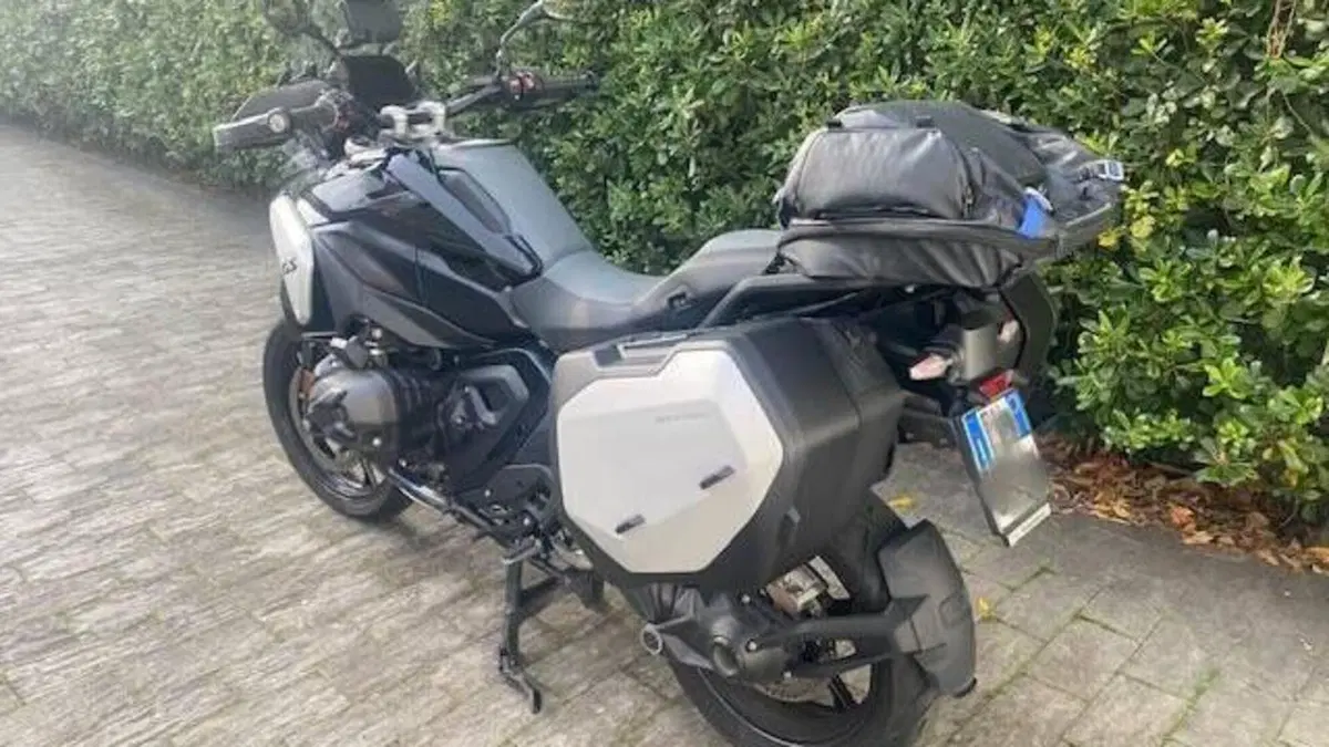 Bmw R 1300 GS Triple Black (2023 - 26)  (3)