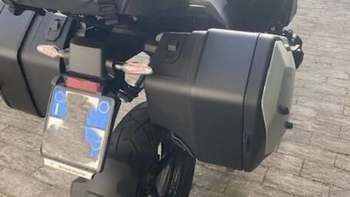 Bmw R 1300 GS Triple Black (2023 - 26)  (4)