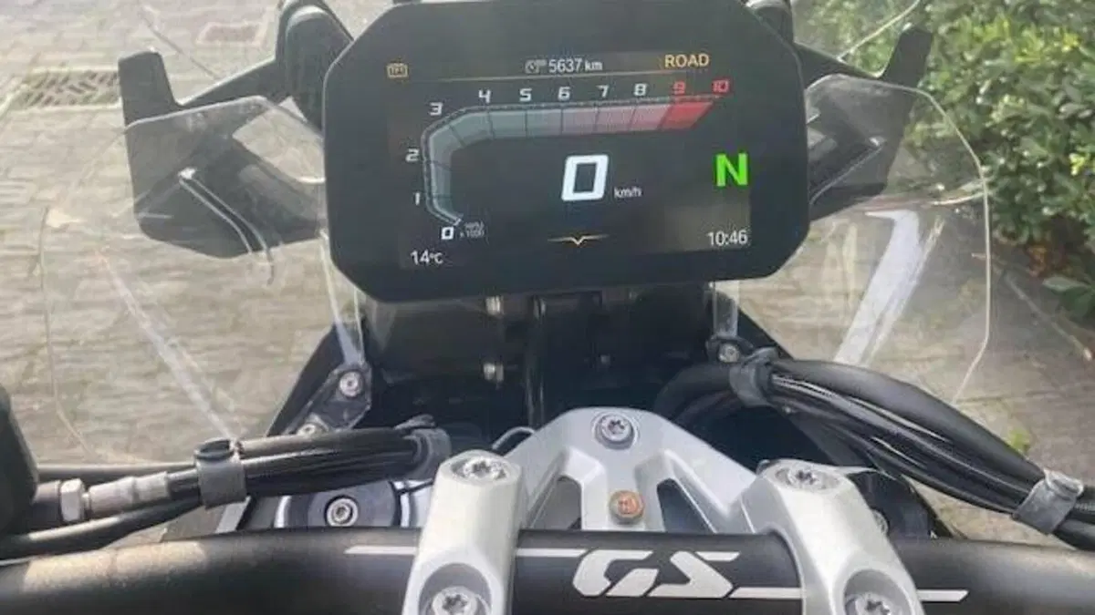 Bmw R 1300 GS Triple Black (2023 - 26)  (6)