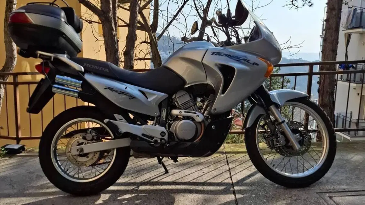 Honda Transalp XL 650V (2000 - 04)  (3)