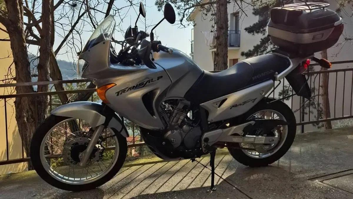 Honda Transalp XL 650V (2000 - 04)  (5)