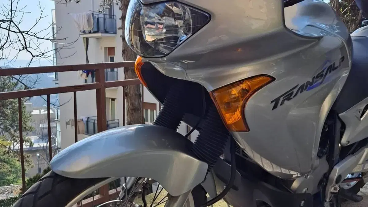Honda Transalp XL 650V (2000 - 04)  (6)