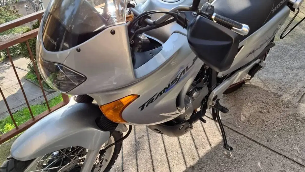 Honda Transalp XL 650V (2000 - 04)  (10)